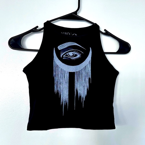 Neoclassics Tops - Crop top